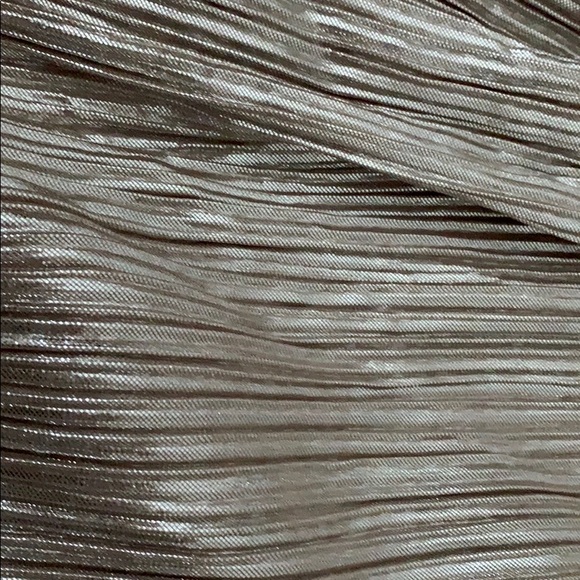 Skirt - Picture 2 of 3